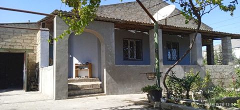 Satılır 4 otaqlı həyət evi/bağ evi 110 m² — Bakı