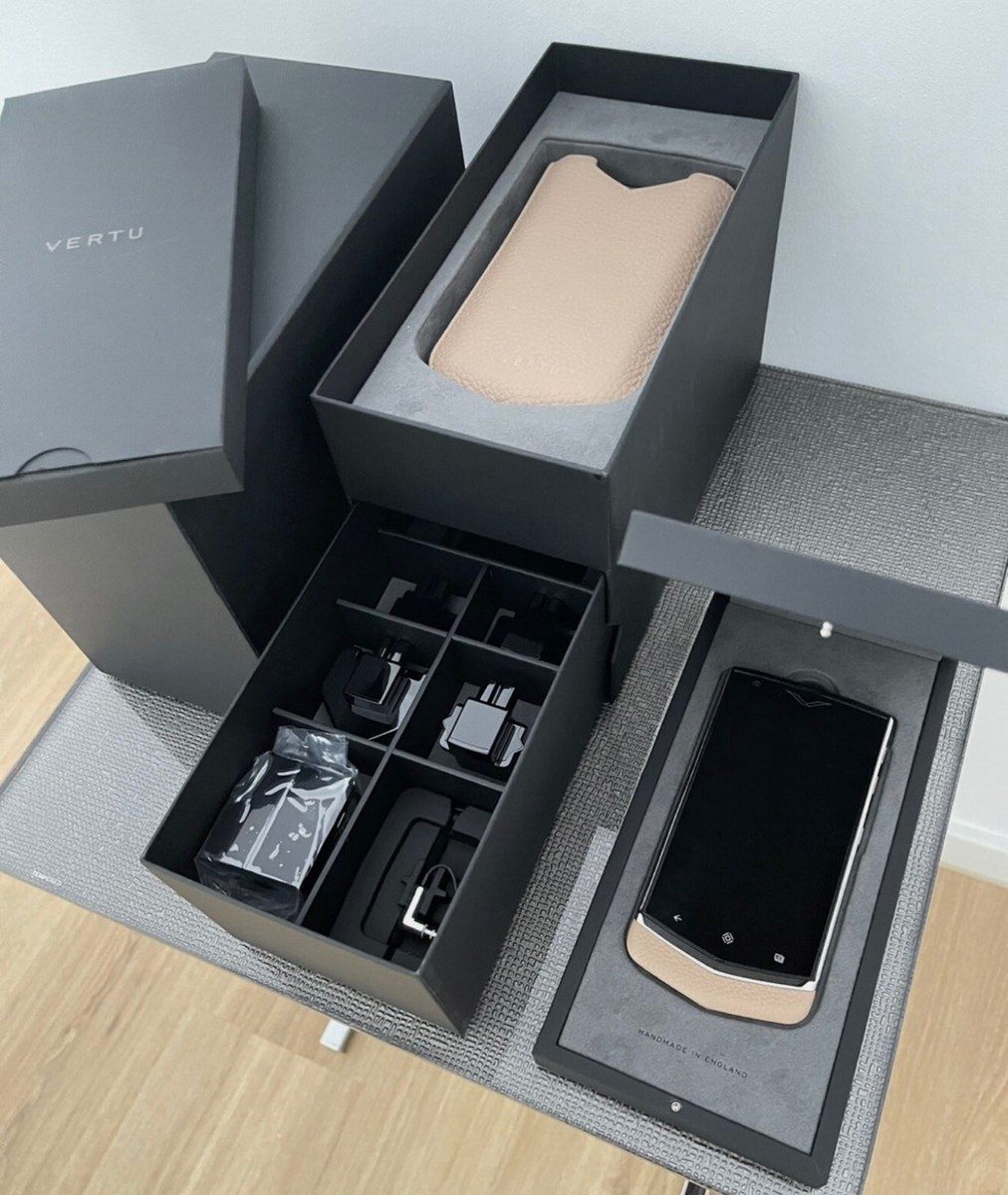 Vertu Constellation Cappuccino Calf 32GB — Smartfonlar, Bakı (3)
