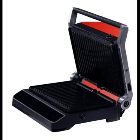 Silver SL-8106 Elektrik Qril 2000W Sıxma Tipli Silver SL-8106 evdə — Pechlar va grillar