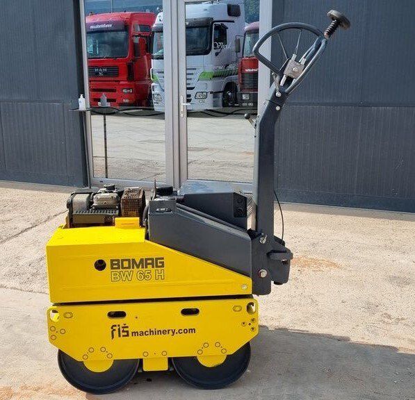Vibrasiyalı əl vərdənəsi "Bomag BW65H" — İnşaat texnikası, Bakı