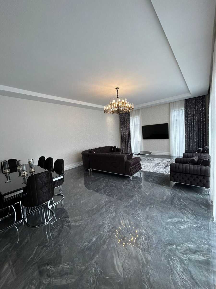 Satılır 5 otaqlı həyət evi/bağ evi 300 m² — Ev, villa, Bakı (8)