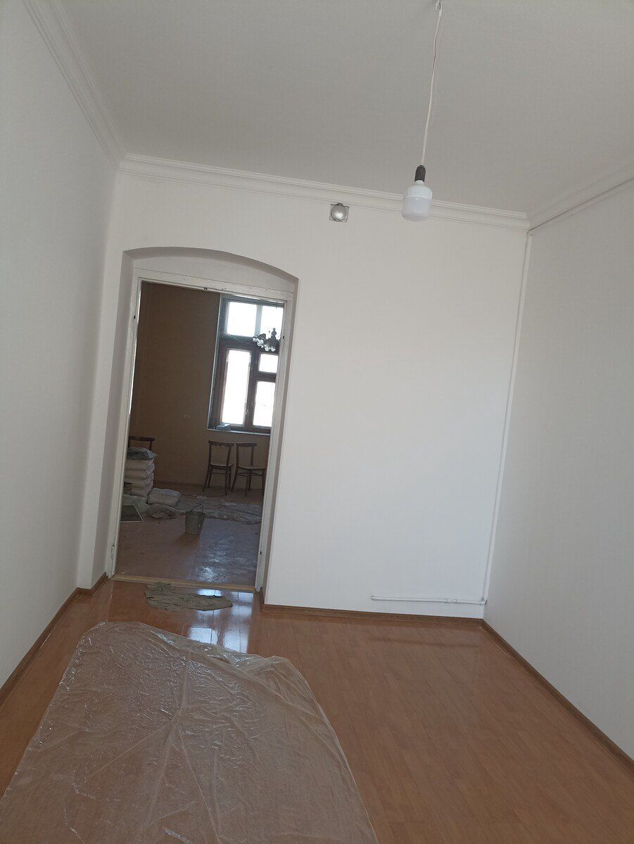 Satılır 2 otaqlı köhnə tikili 60 m² — Mənzil, Bakı (3)