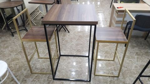 Masalar və oturacaqlar — Bakı