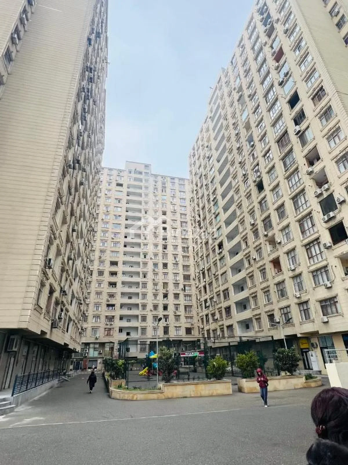 Satılır 2 otaqlı yeni tikili 71 m², 20 Yanvar metrosu, Yasamal rayonu — Abdullayev Emil — Apartment