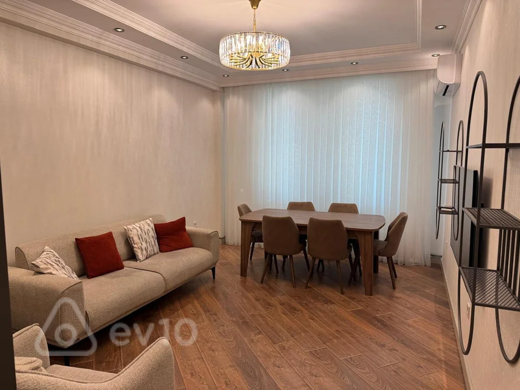 3 otaqlı mənzil, 95 m², Feyzulla Qasımzadə küçəsi — kirayə — Mənzil, Bakı (2)
