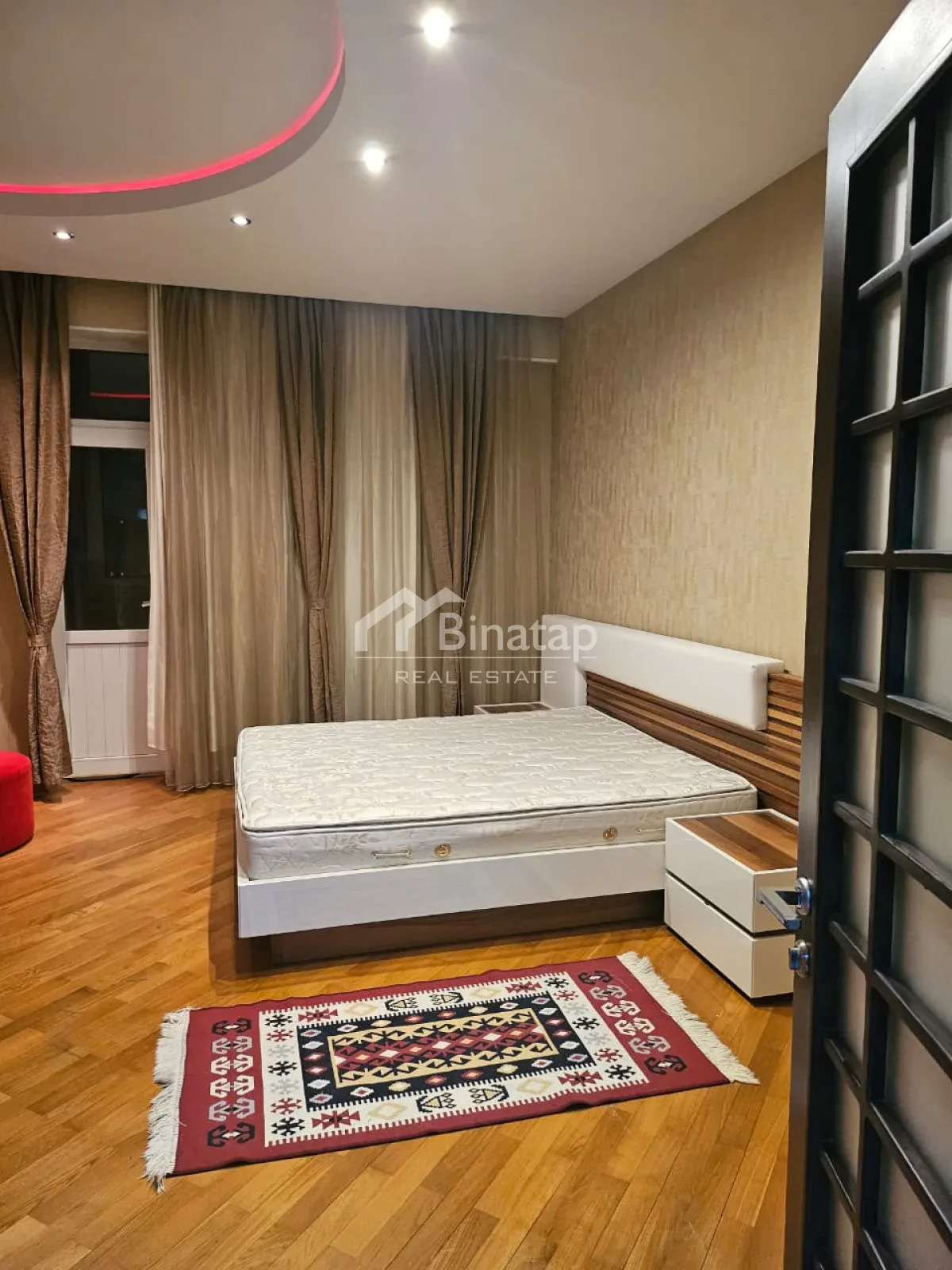 İcarəyə verilir 3 otaqlı yeni tikili 129 m², Yasamal rayonu — Mənzil, Bakı (3)