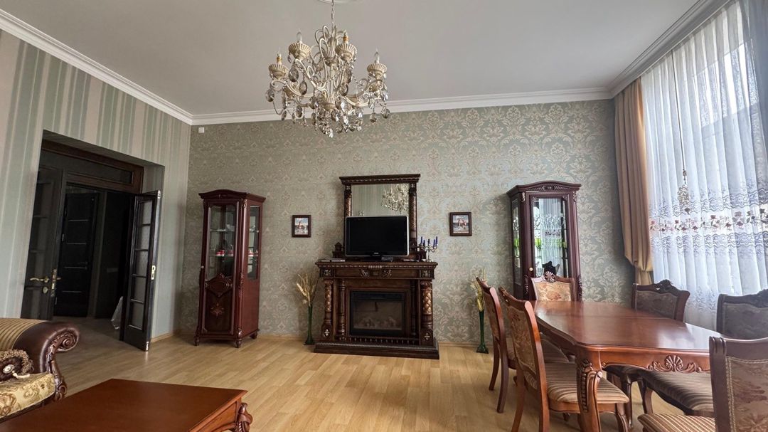 İcarəyə verilir 2 otaqlı köhnə tikili 70 m² — Mənzil, Bakı (2)