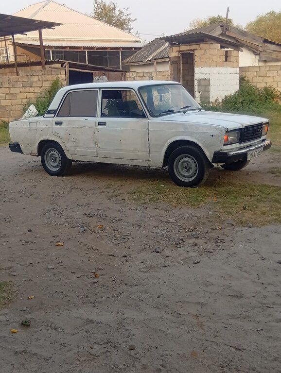 Lada (VAZ) 2107, 1.6 L, 1986 il, 76 192 km 99-KT-693 — Avtomobillər, Saatlı (3)