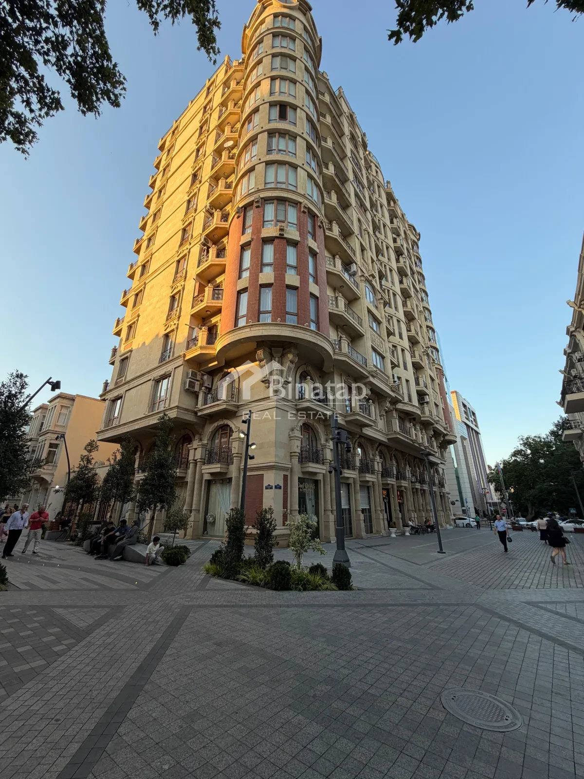 Satılır 3 otaqlı yeni tikili 191 m², İçərişəhər metrosu, Səbail rayonu — 940 000 ₼ · Bakı · Mənzil Satılır 3 otaqlı yeni tikili 191 m², İçərişəhər metrosu, Səbail rayonu — Bakı