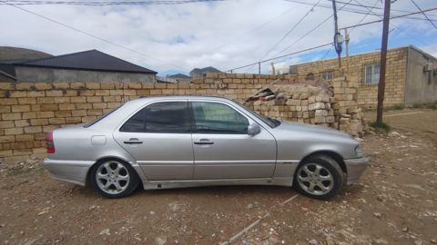 Mercedes-Benz ehtiyat hissəsi — Bakı