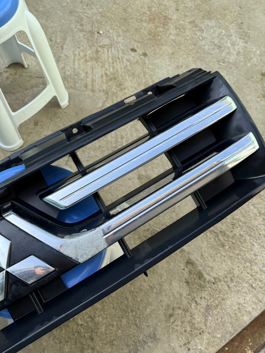 Mitsubishi Pajero 2007 radiator barmqlığı — Ehtiyat hissələri və aksesuarlar, Bakı (2)