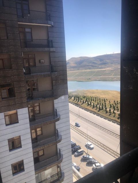 İcarəyə verilir 2 otaqlı yeni tikili 70 m² — Mənzil