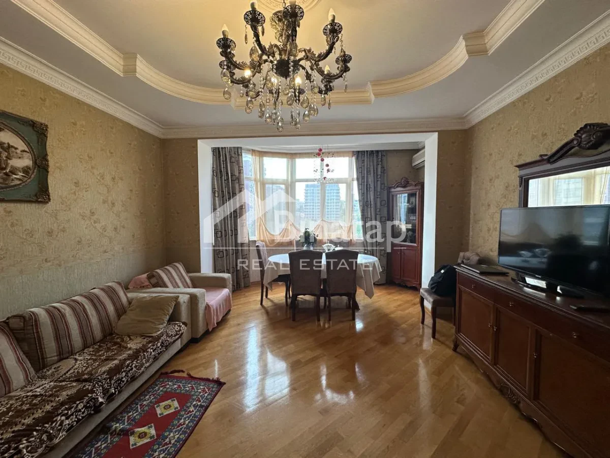 Satılır 3 otaqlı yeni tikili 110 m², 28 May metrosu, Nəsimi rayonu — Bakı