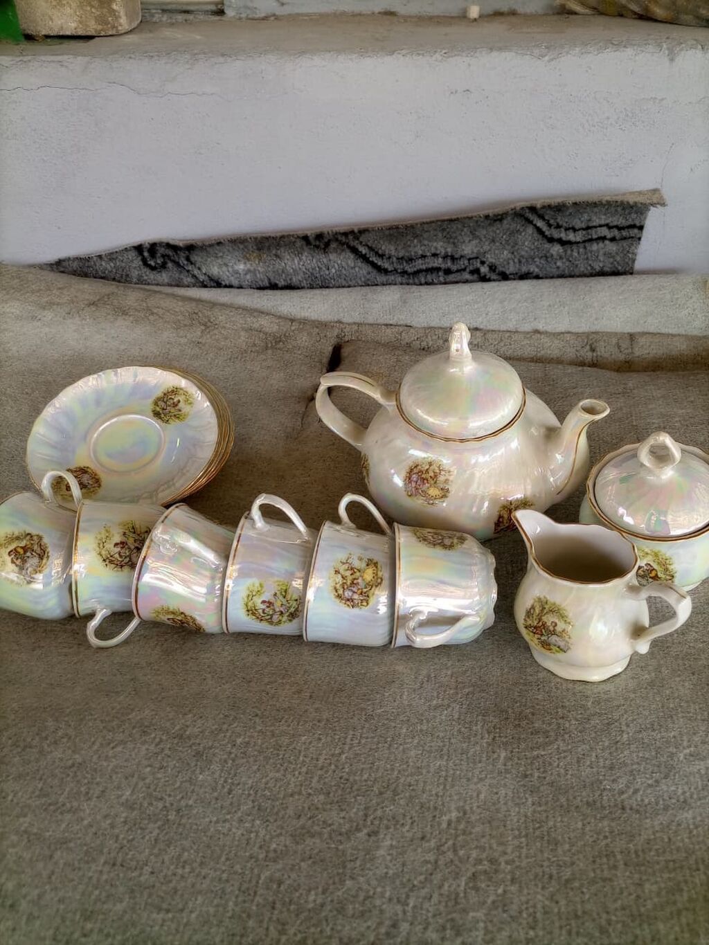 Çay dəsti, rəng - Qızılı, Farfor — Süfrə qabı, Bakı