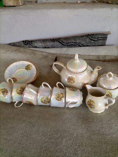 Çay dəsti, rəng - Qızılı, Farfor — Bakı