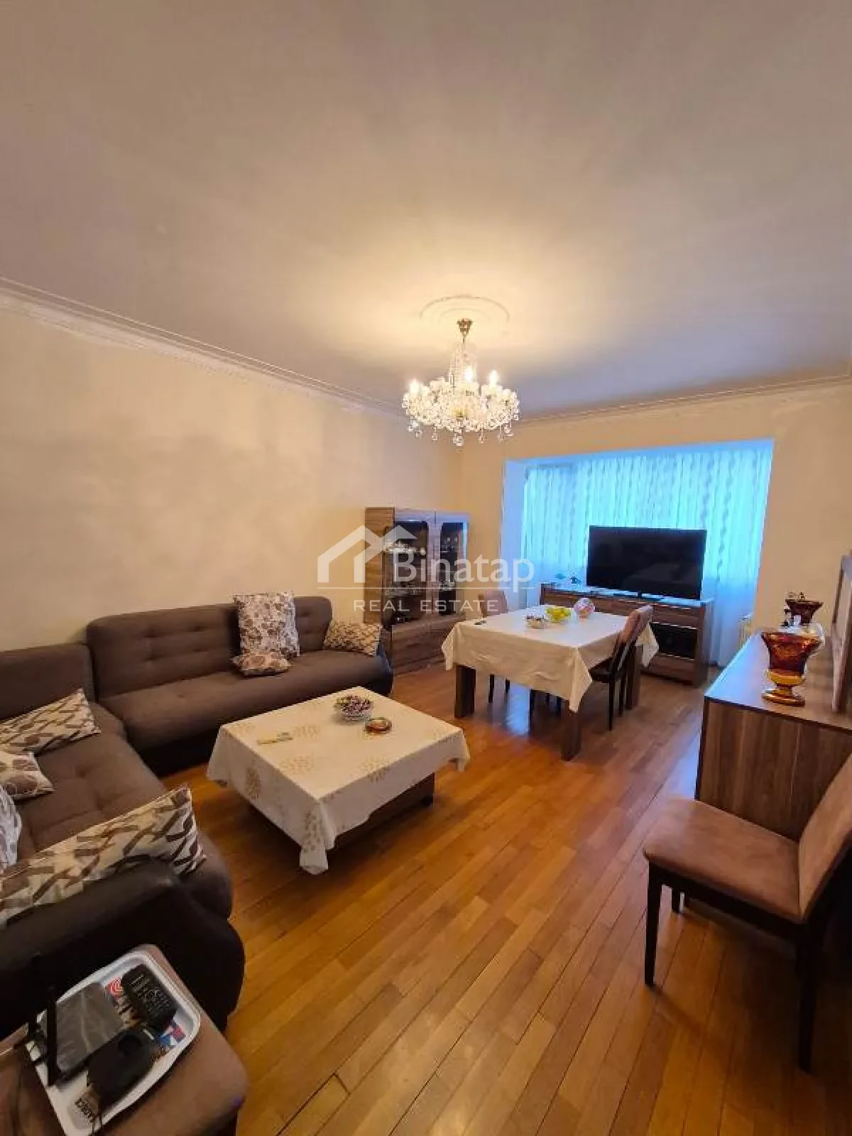Satılır 4 otaqlı köhnə tikili 120 m², Elmlər Akademiyası metrosu, Yasamal rayonu — Bakı