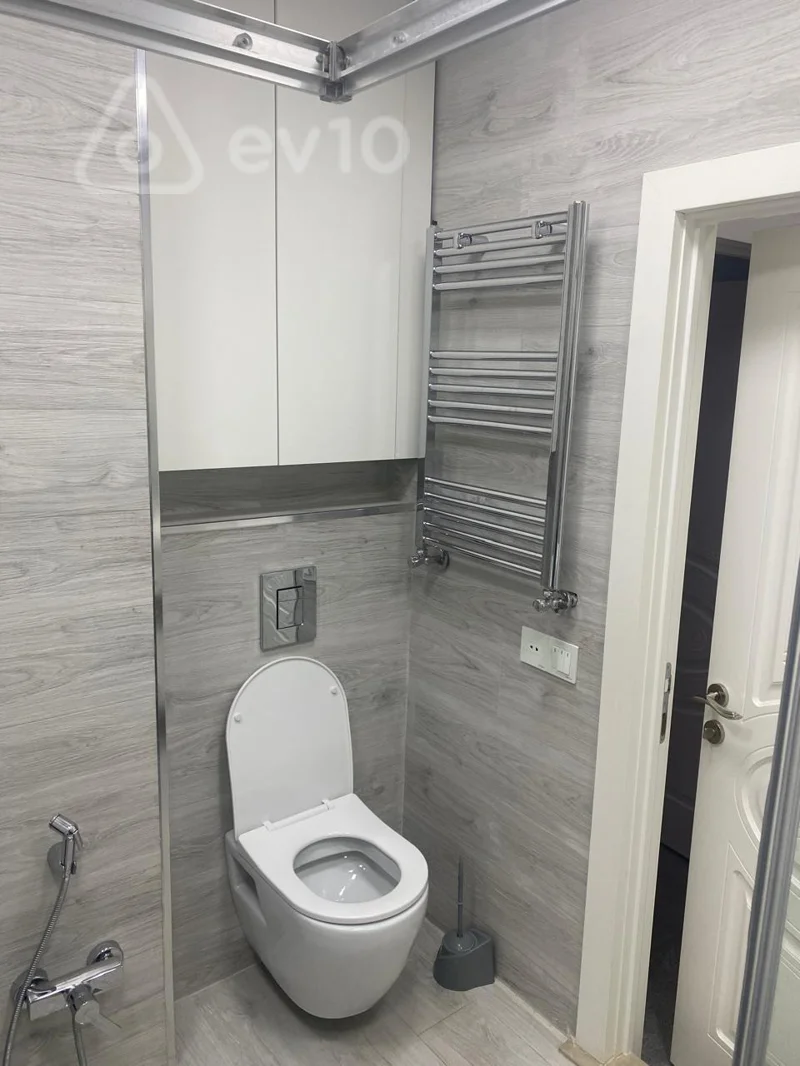 2 otaqlı mənzil, 80 m², kamil balakisiyev kucesi — kirayə — Mənzil, Bakı (10)