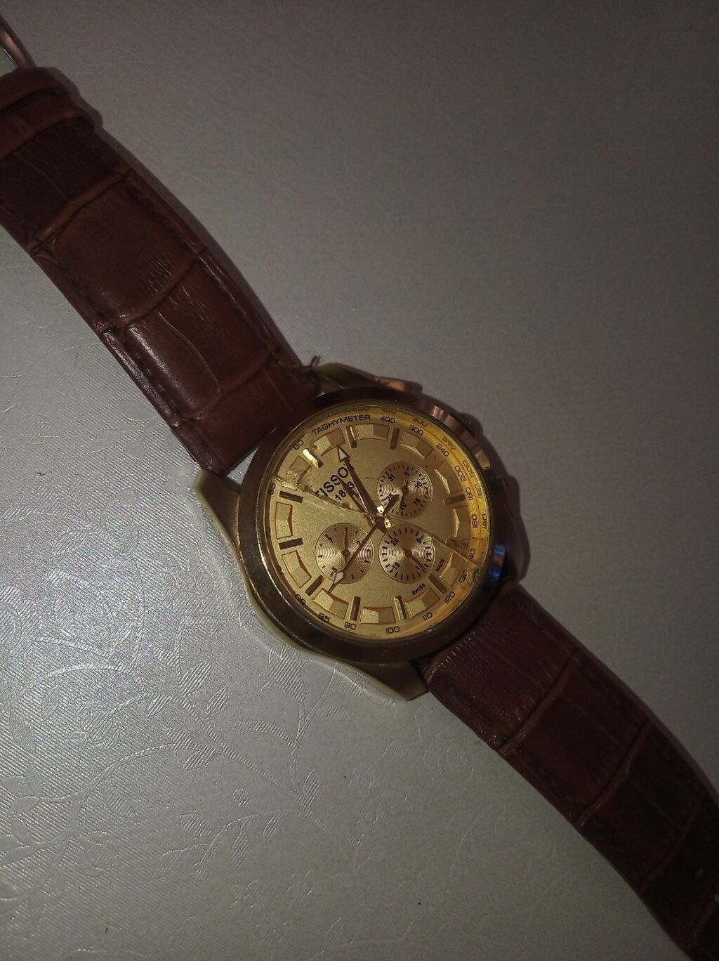 Tissot kişi qol saatı - Korpus: qızılı rəngli yuvarlaq metal korpus — Qol saatları, Bakı (3)