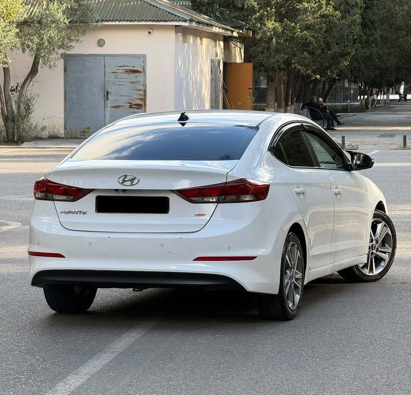 Hyundai Avante, 1.6 L, 2017 il, 133 000 km — Avtomobillər, Bakı (5)
