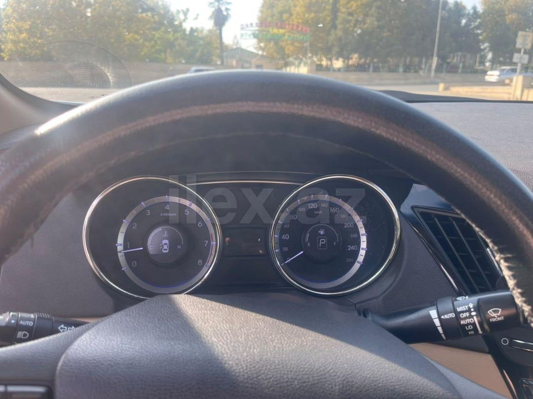 2010 Hyundai Sonata, 2.4 L, 2010, 275,000 km 77-LF-153 — Avtomobillər, Bərdə (3)