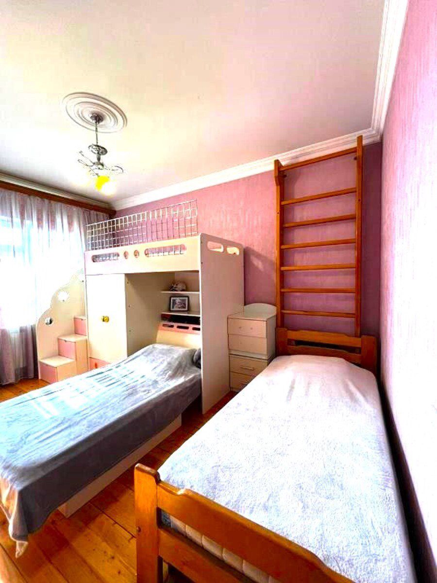 Satılır 4 otaqlı köhnə tikili 110 m² — Mənzil, Bakı (6)