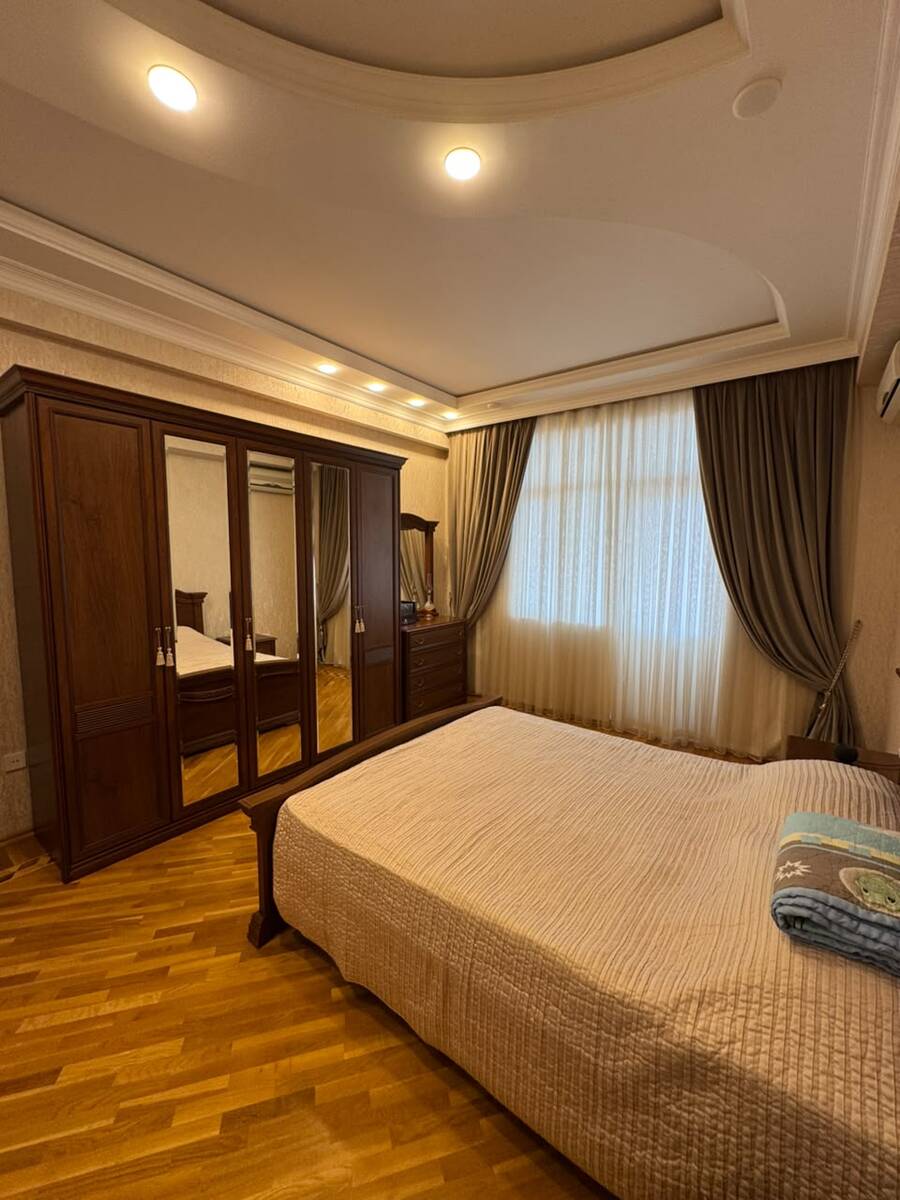 Satılır 4 otaqlı yeni tikili 170 m² — Mənzil, Bakı (5)