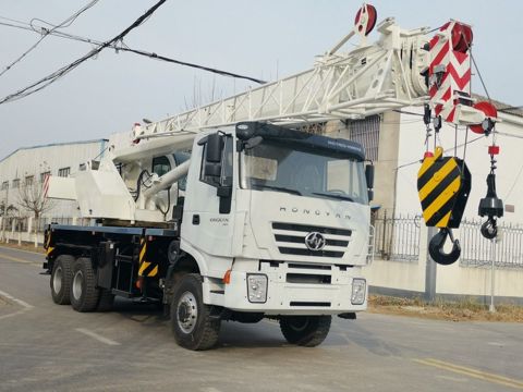 Avtokran "Hongyan" 6x6, 2025 il — Bakı