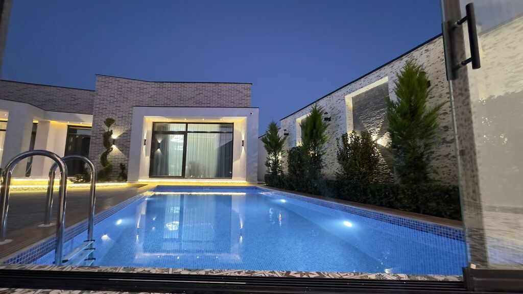 Satılır 5 otaqlı həyət evi/bağ evi 220 m² — Ev, villa, Bakı (2)