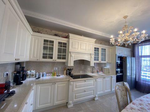 Satılır 4 otaqlı yeni tikili 215 m² — 700 000 ₼ · Bakı · Mənzil Satılır 4 otaqlı yeni tikili 215 m² — Bakı