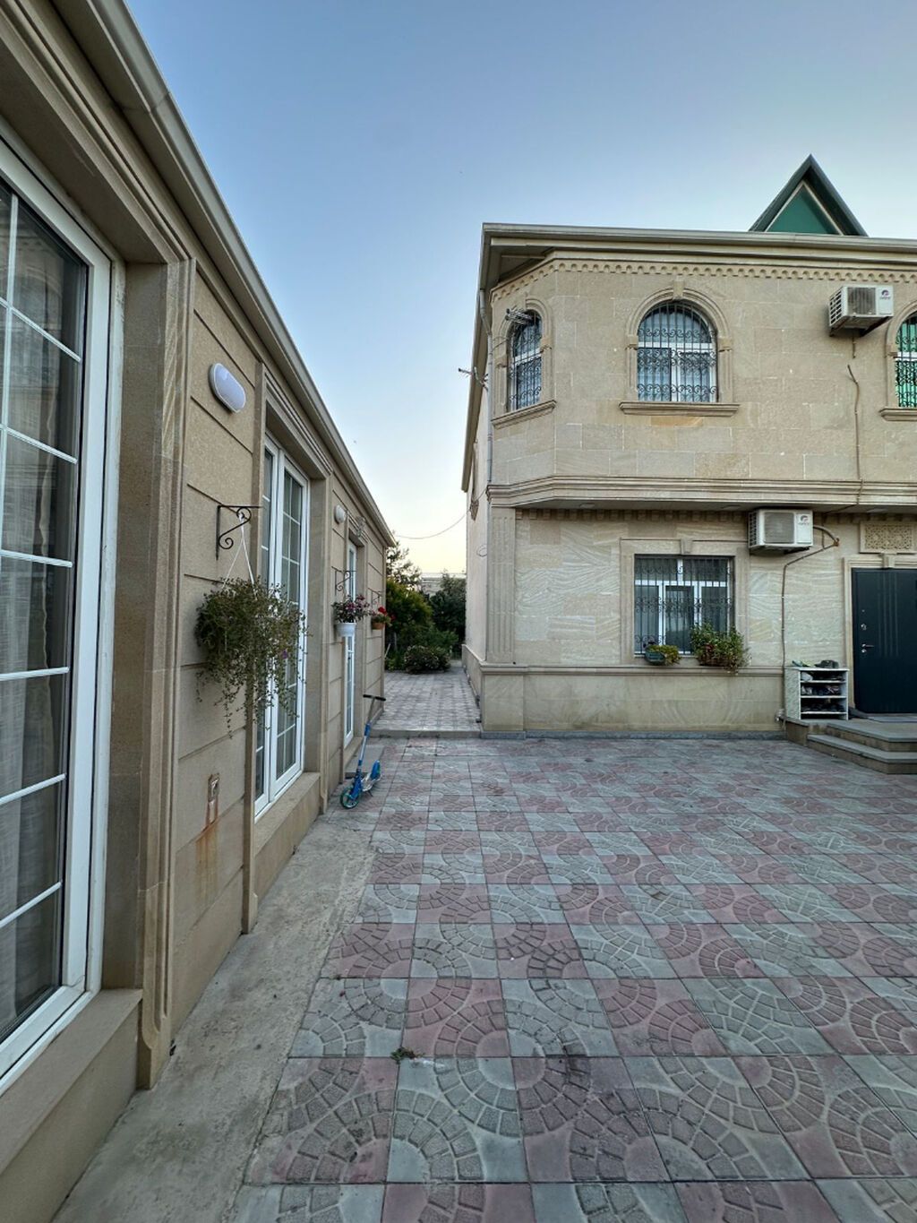 Binəqədi qəs. 6 otaqlı, 240 kv. m, Kredit yoxdur, Yeni təmirli — Ev, villa, Bakı (2)