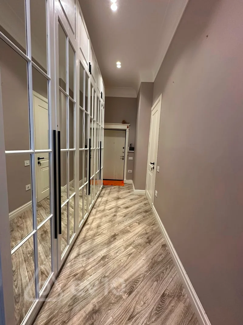 5 otaqlı mənzil, 235 m², Heydər əliyev prospekti — kirayə — Mənzil, Bakı (7)