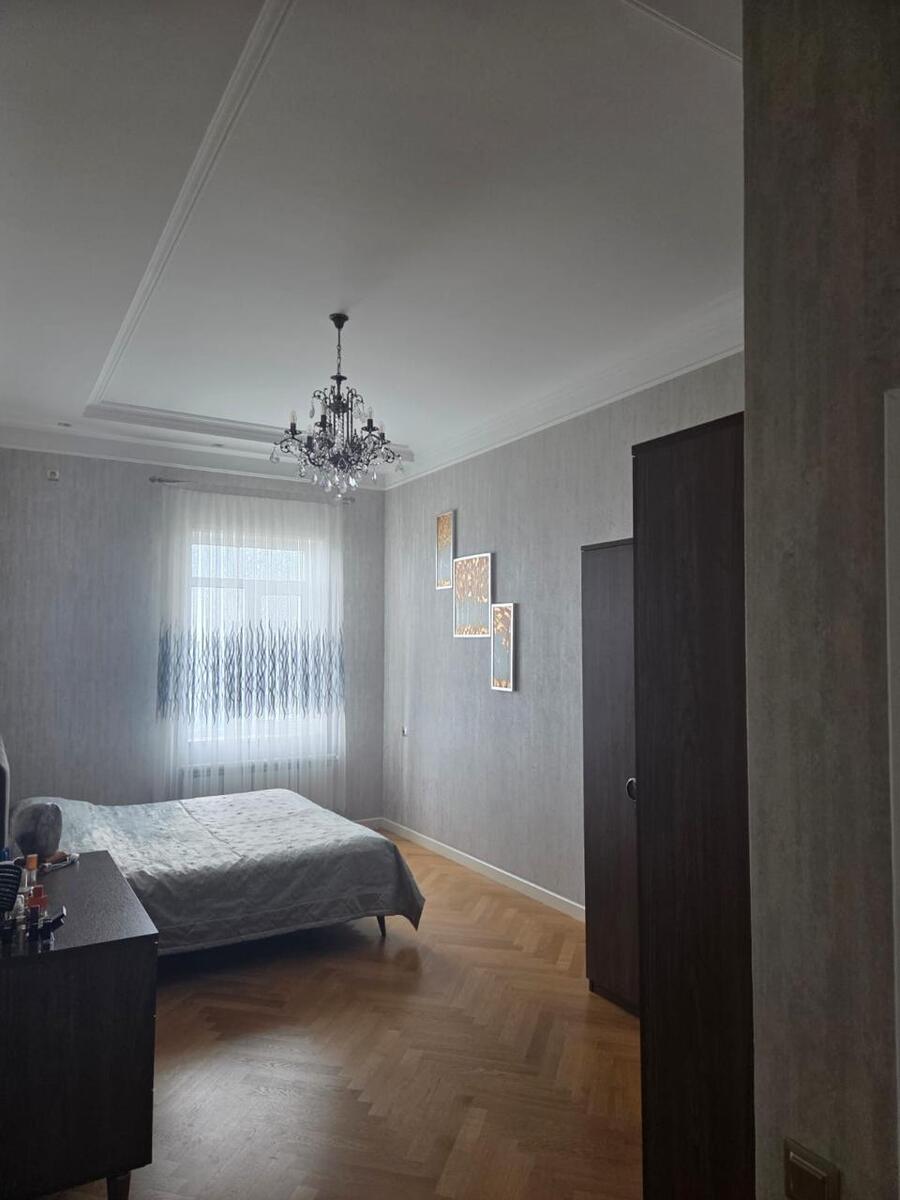 Satılır 11 otaqlı həyət evi/bağ evi 480 m² — Ev, villa, Bakı (9)