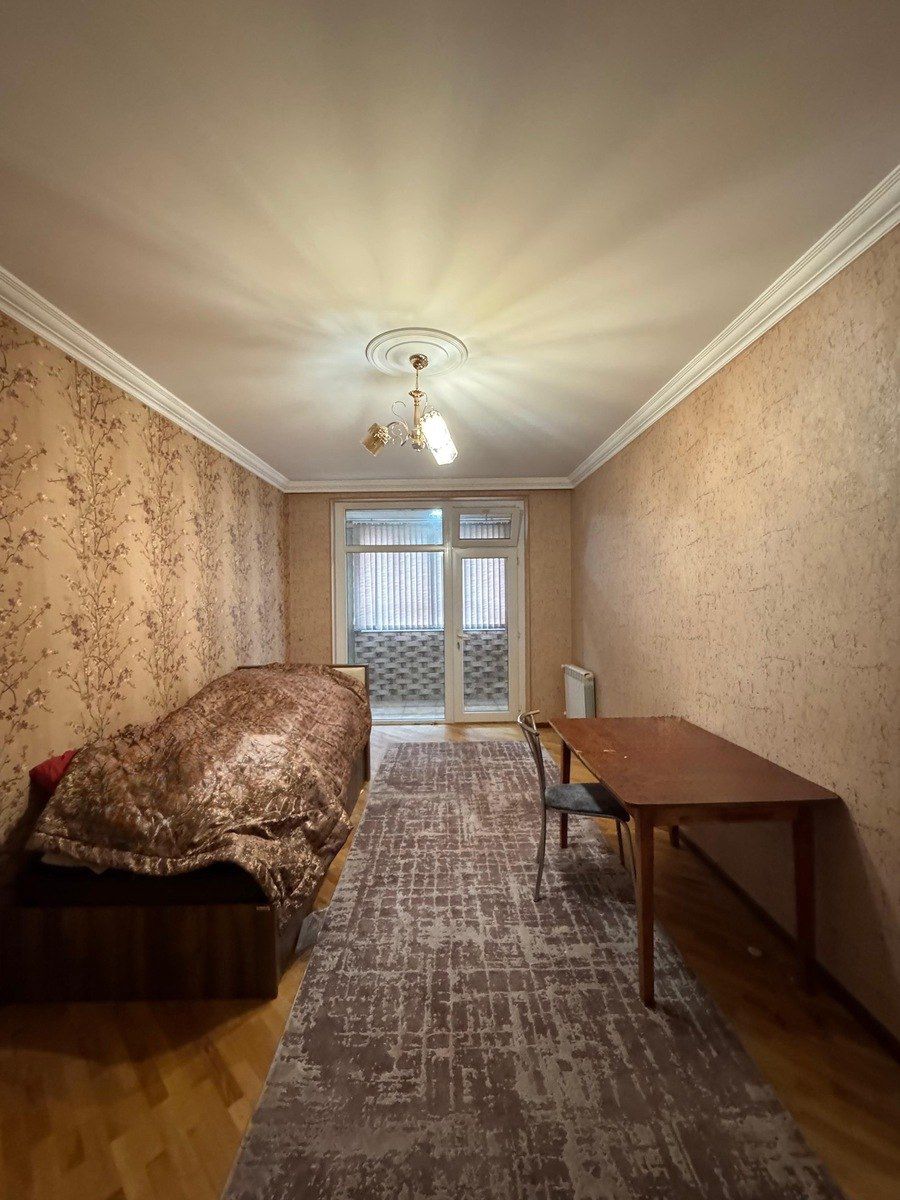 Satılır 4 otaqlı köhnə tikili 100 m² — Mənzil, Bakı (6)