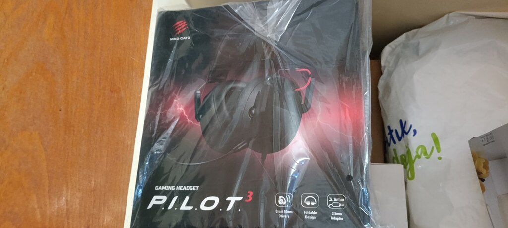 Qulaqlıq "MadCatz Pilot 3" — Səs texnikası, Bakı