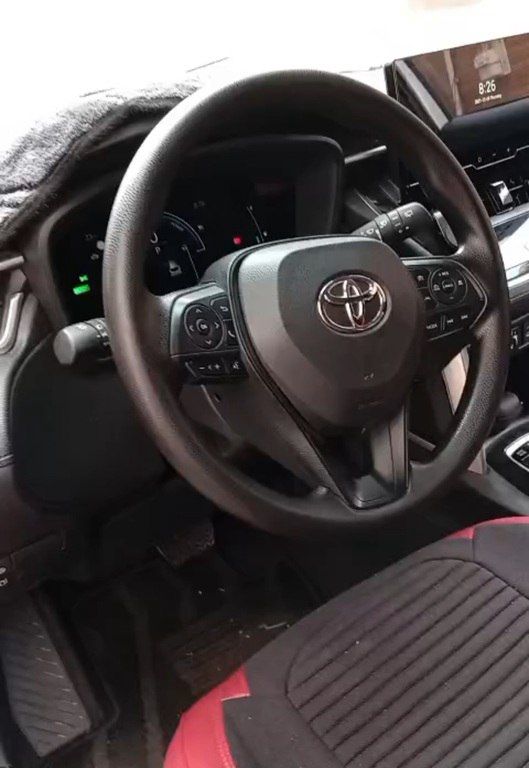 Toyota Corolla Cross, 2.0 L, 2025 il, 10 000 km — Avtomobillər, Bakı (4)