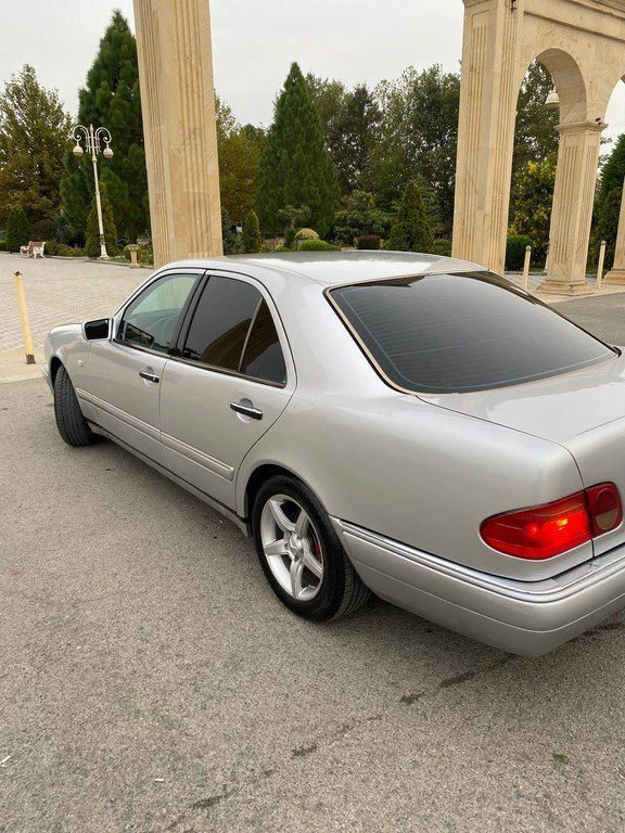 Mercedes E 240, 2.4 L, 1998 il, 376 000 km 09-CA-769 — Avtomobillər, Bərdə (7)