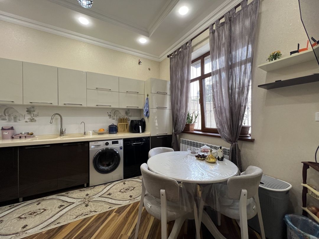 Satılır 4 otaqlı həyət evi/bağ evi 160 m² — Ev, villa, Bakı (5)