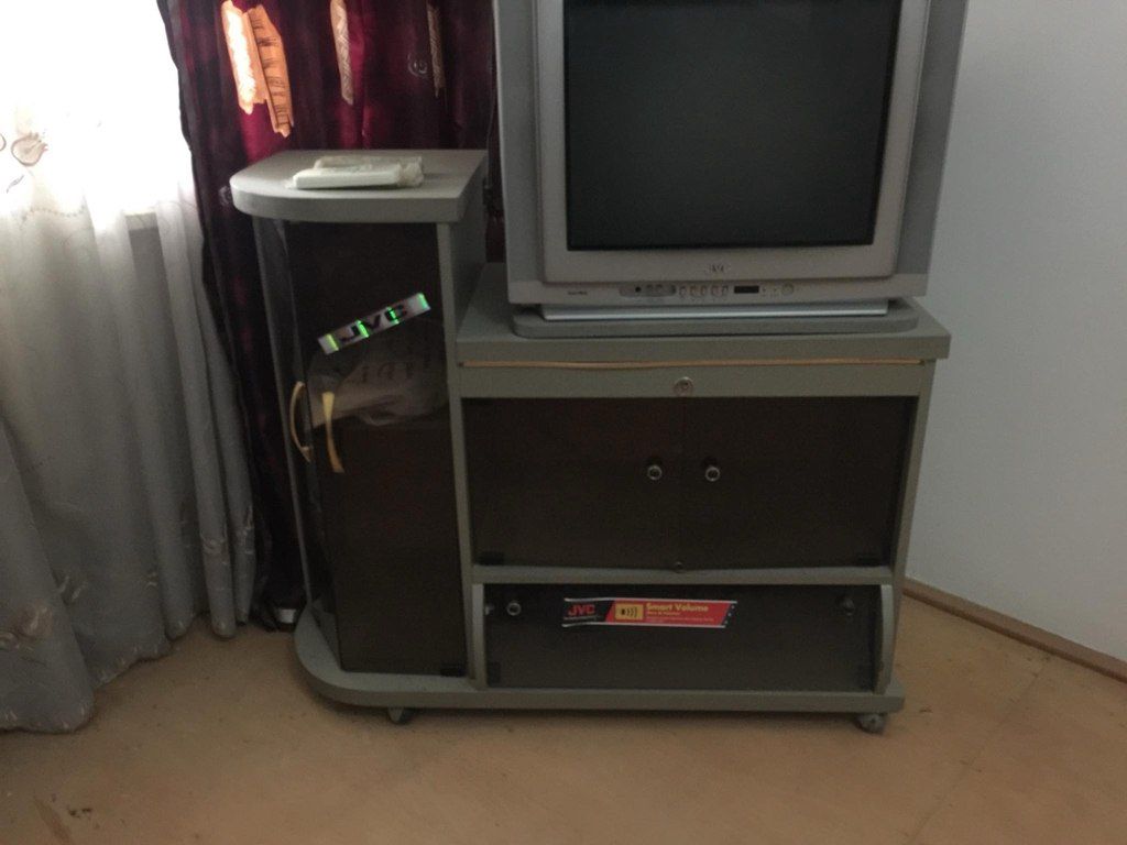 Televizor altlığı — TV və Video, Xırdalan (3)