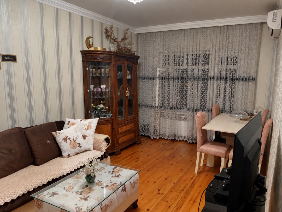 Satılır 2 otaqlı köhnə tikili 66 m² — Mənzil, Bakı (3)