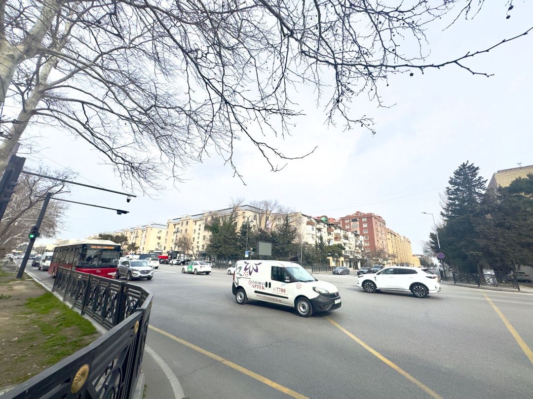 Satılır 2 otaqlı köhnə tikili 60 m² — Mənzil, Bakı (7)