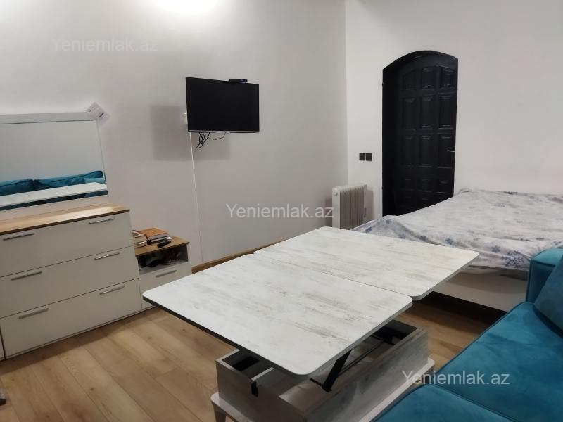 Satılır 1 otaqlı Bina evi menzil (Köhnə tikili), 35 m², Nəsimi rayonu — Mənzil, Bakı (7)