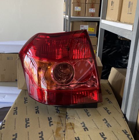 "Toyota Corolla 2005" stop işığı — Bakı