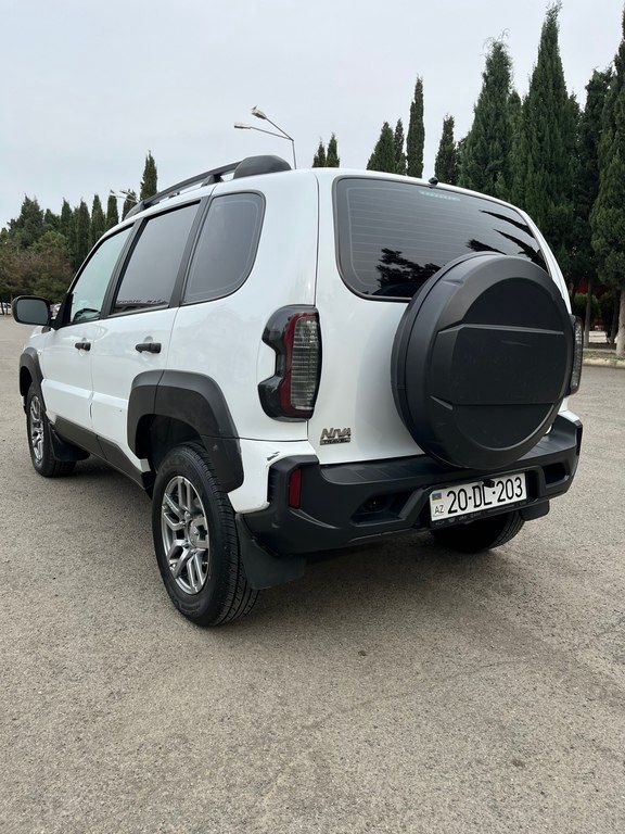 Lada (VAZ) Niva Travel, 1.7 L, 2022 il, 57 474 km 20-DL-203 — Avtomobillər, Gəncə (6)
