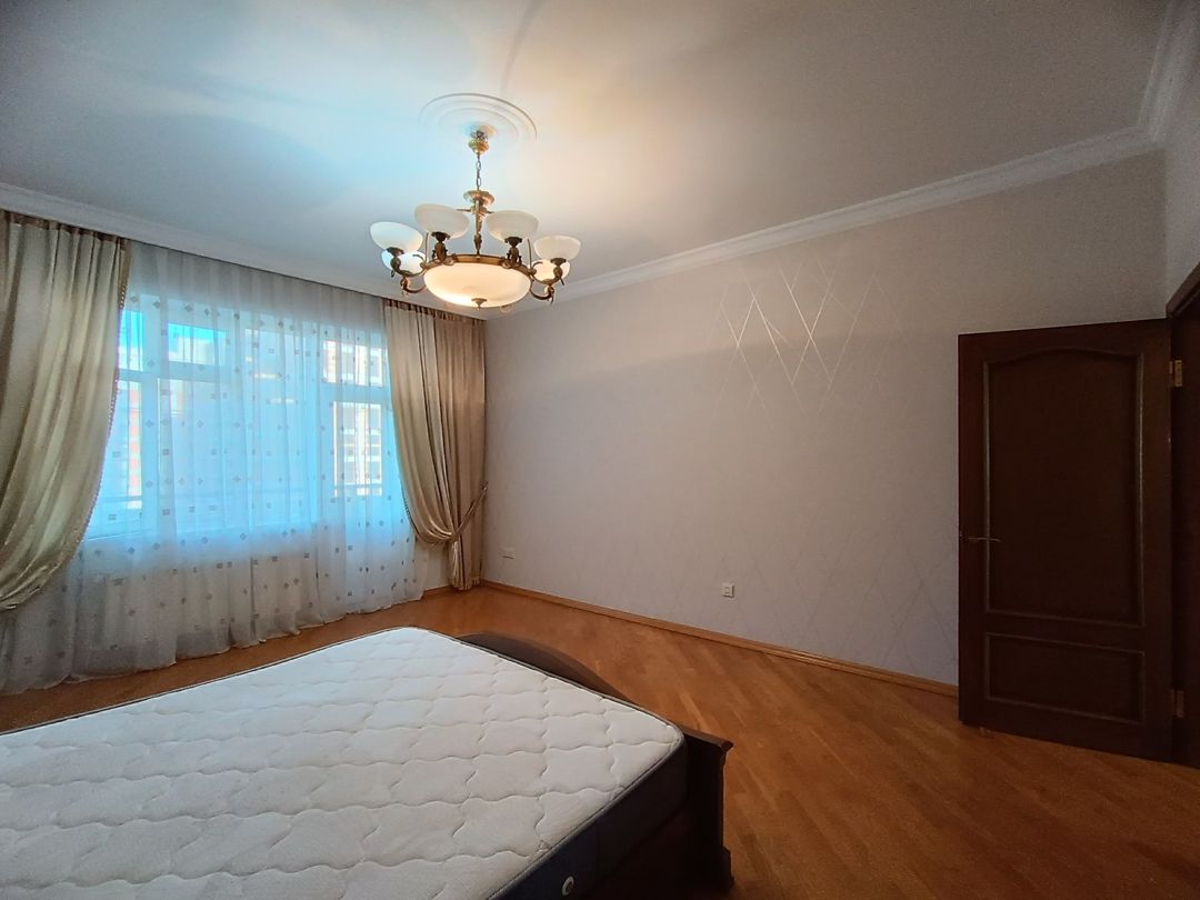 İcarəyə verilir 3 otaqlı yeni tikili 168 m² — Mənzil, Bakı (9)
