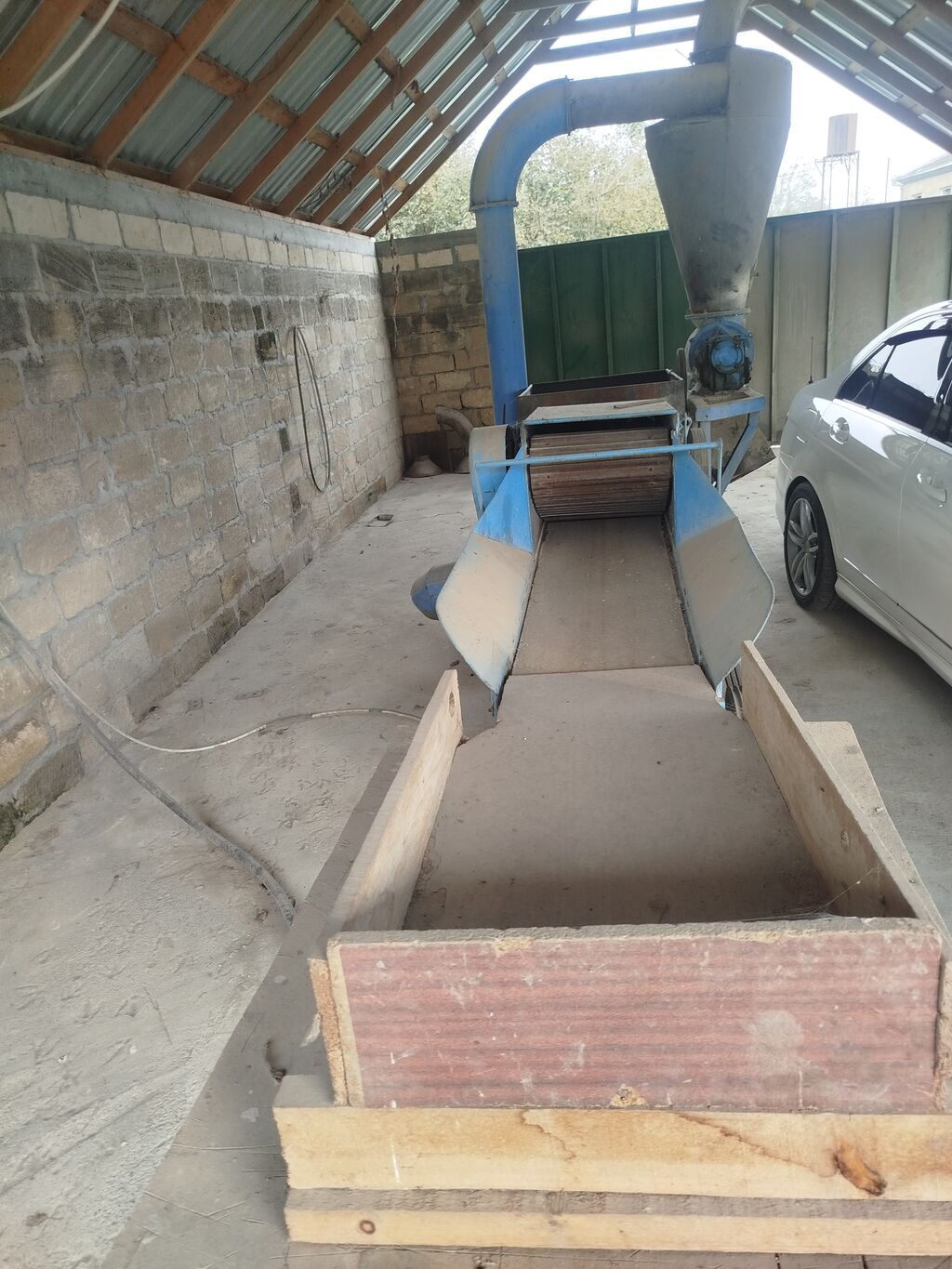 Arpa, buğda qarğıdalı üyütmek üçün az işlənilib mator 30 kilovat — Stanoklar, Balakən (4)