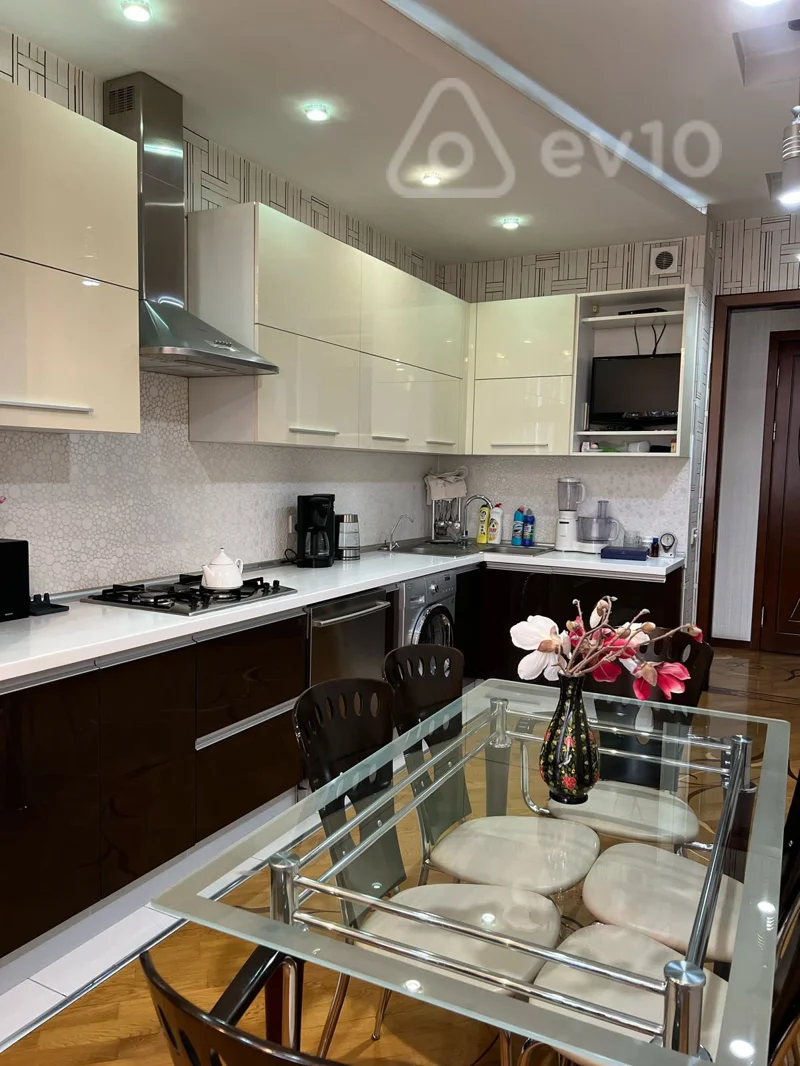 4 otaqlı mənzil, 128 m², Rövşən Cəfərov küc — Mənzil, Bakı (4)