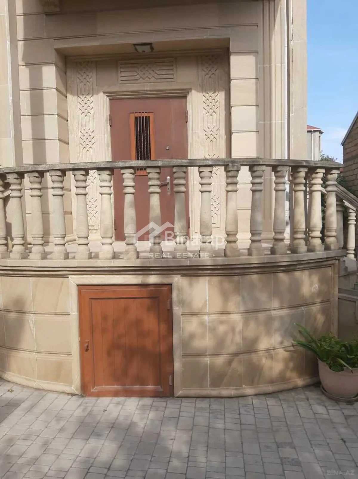 Satılır 5 otaqlı həyət evi / bağ evi 375 m², Badamdar qəsəbəsi, Səbail rayonu — Ev, villa, Bakı (4)