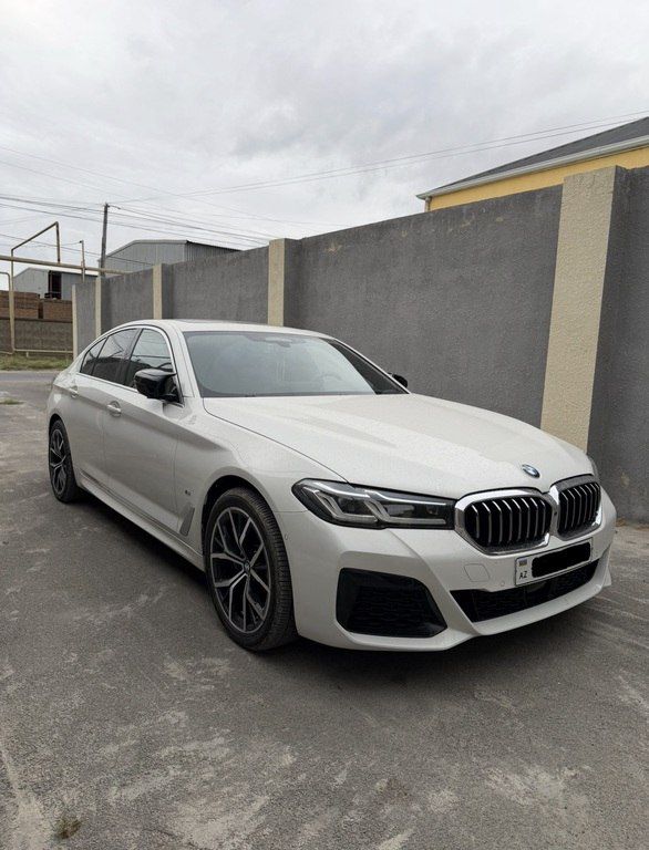 BMW 530e, 2.0 L, 12 kWh, 2021 il, 106 000 km — Avtomobillər, Bakı (3)