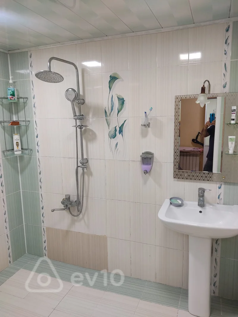 2 otaqlı mənzil, 75 m², Neapol kucesi — kirayə — Mənzil, Bakı (11)