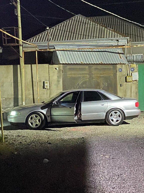 Audi A8, 2.8 L, 1996 il, 232 333 km 10-LK-542 — Avtomobillər, Sumqayıt (3)